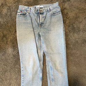 Tommy Hilfiger women’s straight leg jeans